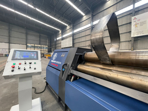 เครื่องรีดแผ่นโลหะอัตโนมัติแบบไฮดรอลิก CNC สี่ลูกกลิ้ง สำหรับเหล็กกล้าไร้สนิม/อะลูมิเนียม ความหนาสูงสุด 50 มม. ความยาวการทำงาน 2000 มม. - Product Image 3