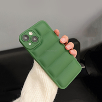 Étui de téléphone élégant style doudoune pour iPhone 17 16 15 14 13 12 11 Pro Max Plus, coque arrière antichute en PC