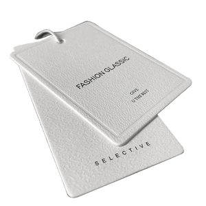 Étiquettes volantes en carton holographiques vertes recyclables avec logo personnalisé de luxe pour vêtements <span class=keywords><strong>T</strong></span>-shirts Vestes Chaussures Chaussettes Étiquettes de prix - Product Image 4