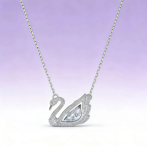 Elegante Collana <span class=keywords><strong>da</strong></span> Donna in Rame con Pendente a Cigno in Zirconia Cristallo, Gioielli Placcati Oro, Regalo per Matrimoni e Feste - Product Image 2