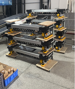 Robot de nettoyage de panneaux solaire Machine de nettoyage automatique PV à télécommande et contrôle web pour le lavage de l'ea - Product Image 6