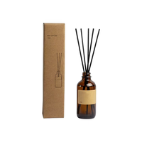Diffuseur de parfum de maison en gros 240ml 8oz bouteille en verre de diffuseur de roseau vide pour le bureau avec des bâtons de roseau en rotin