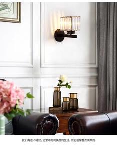 โคมไฟติดผนังคริสตัล LED โมเดิร์นสุดหรู 220V สีทอง สำหรับตกแต่งห้องนอนภายในบ้าน ปรับความสว่างได้ รับประกัน 2 ปี - Product Image 2