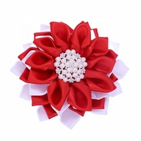 Broche de fleur de satin de ruban de corsage rouge blanc fait à la main signe de groupe de sororité bijoux personnalisés