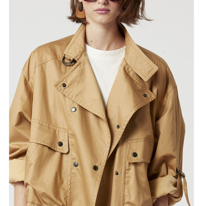 Giacca Bomber Invernale Corta in Ecopelle con Collo a Risvolto, Maniche Lunghe, Vita Alta e Patchwork Bicolore - Product Image 3