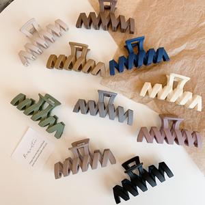 مبيع بالجملة شعر كوري غير لامع 11-موجة كبيرة من البلاستيك مشبك شعر للنساء شعر سميك - Product Image 3