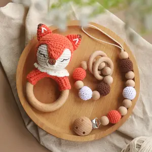 Sonajero de Animal de ganchillo para bebé, pulsera de juguete, anillo mordedor de madera, producto móvil, sonajero de madera, regalos para recién nacido, 1 ud.
