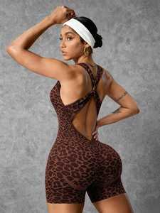 Combinaison <span class=keywords><strong>de</strong></span> <span class=keywords><strong>sport</strong></span> QIFA sans couture à imprimé léopard, avec bretelles croisées, short <span class=keywords><strong>de</strong></span> yoga, vêtements <span class=keywords><strong>de</strong></span> yoga, body moulant, vêtements <span class=keywords><strong>de</strong></span> <span class=keywords><strong>sport</strong></span> à haute élasticité - Product Image 4