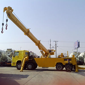 Fabricant SINOTRUK HOWO 8x4 12 roues RHD 30T véhicule <span class=keywords><strong>de</strong></span> sauvetage sur route 50T remorqueur dépanneuse camion trafic dépanneuse - Product Image 1