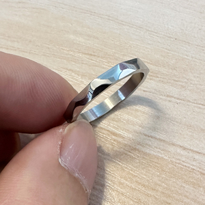 <span class=keywords><strong>Anello</strong></span> alla Moda in Acciaio Inox <span class=keywords><strong>da</strong></span> <span class=keywords><strong>Mignolo</strong></span> <span class=keywords><strong>Anello</strong></span> di Ferro Ingegneri Canadesi in Vendita - Product Image 3