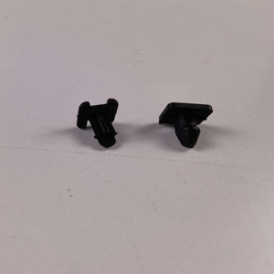 Clip de calandre avant 51711928946 pour BMW E32 E34 Série 5 Série 7 - Product Image 2