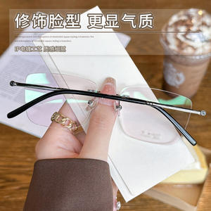 Montures de lunettes Danyang en titane pur 6085, monture complète légère carrée pour lunettes de myopie, tendance homme affaires - Product Image 4