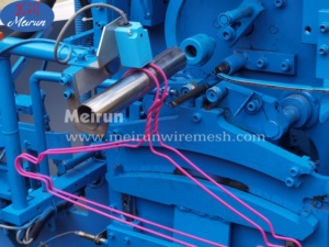 Macchina ad Alta Velocità per la Produzione di Appendiabiti/Soluzioni Economiche per la Fabbricazione di Appendiabiti - Product Image 4