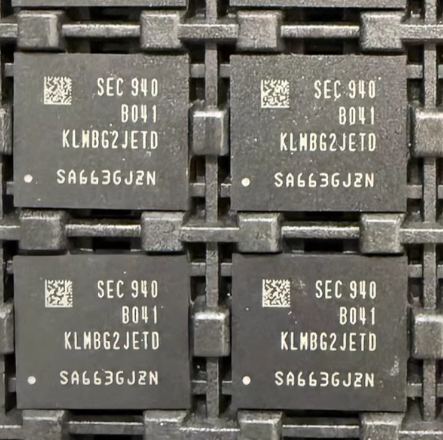 Brand New Original KMFJ20007B-A214 FBGA221 EMCP Memory