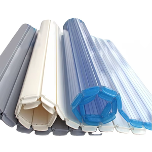 ฝาครอบสระว่ายน้ำโพลีคาร์บอเนตทนต่อแรงกระแทกจากความร้อนสูงอุปกรณ์สำหรับสระว่ายน้ำแบบกลไกดีเยี่ยม - Product Image 1