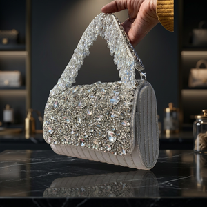 Pochette de soirée demi-lune ornée de perles de cristal avec bandoulière, douce, écologique, scintillante et élégante pour fêtes et mariages - Product Image 2