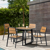Table à manger moderne gris anthracite 165*89 cm, plateau en plastique imitation bois durable, structure en aluminium robuste pour terrasse extérieure et salles à manger de parc
