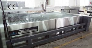 Machine de découpe de marbre à jet d'eau haute précision à Guangzhou, équipée de composants essentiels : moteur PLC, pompe, engrenage et boîte de vitesses - Product Image 4