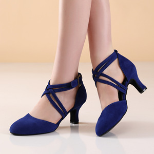 Chaussures de <span class=keywords><strong>danse</strong></span> latine rouges pour femmes Kn355 pour compétition et performance, avec rubans croisés, pour Rumba, <span class=keywords><strong>Samba</strong></span>, Cha-cha, Jazz, Ballet, Valse - Product Image 2