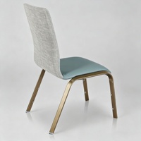 Chaise de banquet moderne en métal à tubes triangulaires, avec revêtement de siège en PU, pour hôtel, restaurant, auditorium, salle de conférence