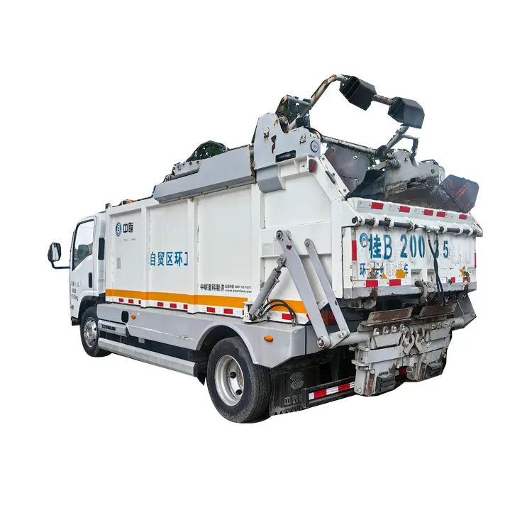 Çöp temizlik kamyonu 4 tekerlekli direksiyon temizleme makinesi kapalı Powered yol süpürücü araba su püskürtme fonksiyonu ile