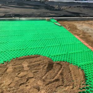 Grilles <span class=keywords><strong>en</strong></span> HDPE écologiques, pavés perméables pour parking vert, sentiers de golf et aménagement paysager - Product Image 1