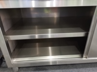Bon prix Table de préparation de cuisine industrielle en acier inoxydable Armoire de rangement avant ouverte