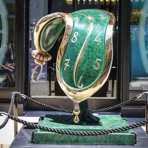 Horloge murale de style Salvador Dalí, horloge à quartz, sculpture, art abstrait contemporain, sculptures en bronze, décoration moderne - Product Image 1