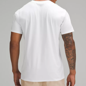 Vêtements de sport de plein air Ensembles personnalisés de fitness pour hommes T-shirts de compression T-shirts unis 100% coton Muscle Fit T-shirts vierges - Product Image 2