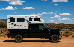 Camper de pick-up tout-terrain à panneaux sandwich rigides Cabover pour aventure de <span class=keywords><strong>camping</strong></span> 4x4 pleine grandeur - Product Image 2