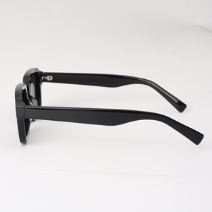 Lunettes de soleil carrées en acétate pour femmes, monture intégrale, verres polarisés, protection UV400, style tendance, en stock - Product Image 3
