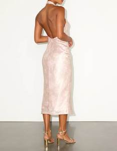 Elegante Abito Midi in Raso Jacquard con Paillettes e Ricami, Schiena Scoperta e Collo Halter per Feste - Product Image 4