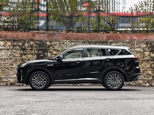 Jetour X70 Plus 2023 d'<span class=keywords><strong>occasion</strong></span>, SUV automatique 1.5T, 5 places, conduite à gauche, sièges en cuir, caméra 360°, faible kilométrage, véhicule d'<span class=keywords><strong>occasion</strong></span> à vendre - Product Image 4