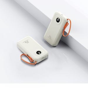 Batteries externes personnalisées avec logo, 10000 mAh, 20000 mAh, câble intégré, charge rapide PD 20W, affichage numérique, pour l'extérieur, la maison et les voyages - Product Image 5