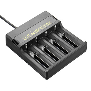 Cargador de batería de litio, 4 ranuras, 18650, 26650, carga rápida, parada automática para baterías de linterna - Product Image 2