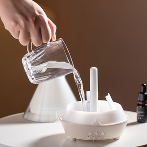 Diffuseur d'arômes USB Volcan 200 ml avec lumières colorées, minuterie à trois vitesses, humidificateur décompression méduse, portable pour la maison - Product Image 2