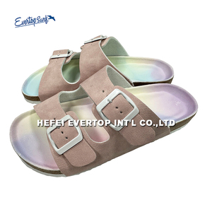 Vente en gros de pantoufles décontractées à la mode, pantoufles d'intérieur douces, pantoufles de luxe pour femmes - Product Image 4