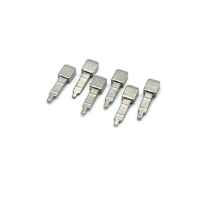 Pins de prise standard britannique Yishun, longueur 24 mm, en alliage d'aluminium, pièces de quincaillerie conductrices estampées - Product Image 2