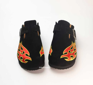 Sabots et mules personnalisés en daim de vache pour hommes, avec soutien de la voûte plantaire en cuir et semelle en liège, également utilisables comme sandales à talons pour femmes - Product Image 6