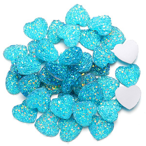 Apliques de Resina <span class=keywords><strong>con</strong></span> Purpurina de Colores <span class=keywords><strong>en</strong></span> Forma de Corazón de 10/12mm al por Mayor, Pedrería <span class=keywords><strong>con</strong></span> Base para Manualidades, Ropa y Zapatos - Product Image 2