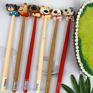 Edición limitada Cute Cartoon Animal Bus Shaker Pen New Heart Flower Gel Pen 0,5mm Ancho de escritura Material de silicona Pluma de firma - Product Image 4