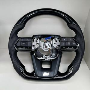 Volante Deportivo <span class=keywords><strong>GR</strong></span> de Cuero Completo para Toyota <span class=keywords><strong>Land</strong></span> <span class=keywords><strong>Cruiser</strong></span> LC79 LC76 LC70 LC300 2008-2021, Botones Negros, Acabado en Carbono - Product Image 2