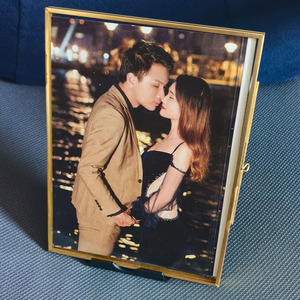 กรอบรูปดอกไม้แห้งแนวนอนและแนวตั้ง ขนาด 5x7 นิ้ว และ 4x6 นิ้ว สำหรับงานแต่งงาน รูปถ่ายเด็ก งานฝีมือแก้วสีดำ ดีไซน์กากบาทดนตรี ทำด้วยมือ - Product Image 5