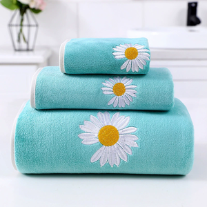 Ensemble de serviettes de bain en microfibre ultra-fine brodée de marguerites, célèbre sur <span class=keywords><strong>Internet</strong></span>, avec boîte cadeau douce à motif de tournesol - Product Image 6