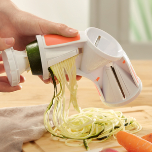 Spiraliseur <span class=keywords><strong>manuel</strong></span> <span class=keywords><strong>de</strong></span> <span class=keywords><strong>cuisine</strong></span> multifonctionnel pour légumes et fruits, trancheuse à spaghetti et pâtes <span class=keywords><strong>de</strong></span> courgette, lames en acier inoxydable - Product Image 5