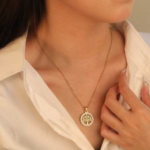 Collar de cadena de eslabones huecos al por mayor, con diseño de árbol, chapado en oro de 18k, de acero inoxidable, con circonitas personalizadas, joyería de moda, collares con colgante. - Product Image 1