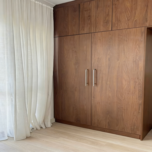 Armoires en bois massif personnalisées BALOM avec porte plate, design minimaliste, grande capacité, meubles de chambre à coucher - Product Image 5