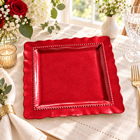 Assiette de présentation carrée Wojia 13 pouces rouge, écologique, avec revêtement poudré, bord festonné perlé de luxe, sous-assiette en plastique pour mariage et fête