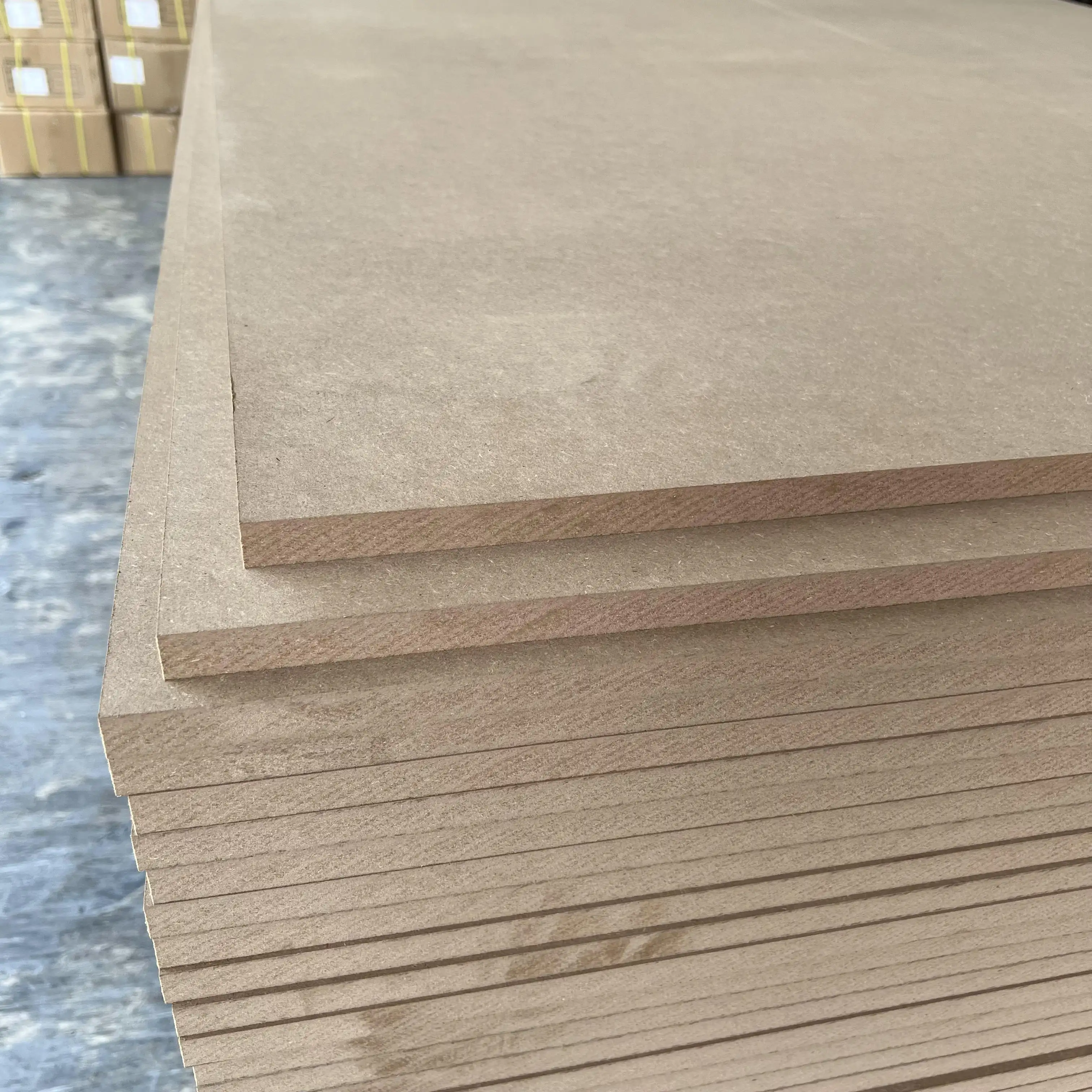 Factory Prices High Grade Plain MDF Raw Laminated Melamine MDF Board 18mm Wood craft mdf 3mm 15mm 18mm