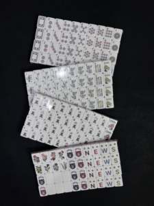 Juego de Mahjong Plegable de Lujo Moderno, Fichas de Acrílico de 2 Capas, Juego de Mahjong Chino con Logotipo Personalizado <span class=keywords><strong>Lyla</strong></span> para Entretenimiento - Product Image 1